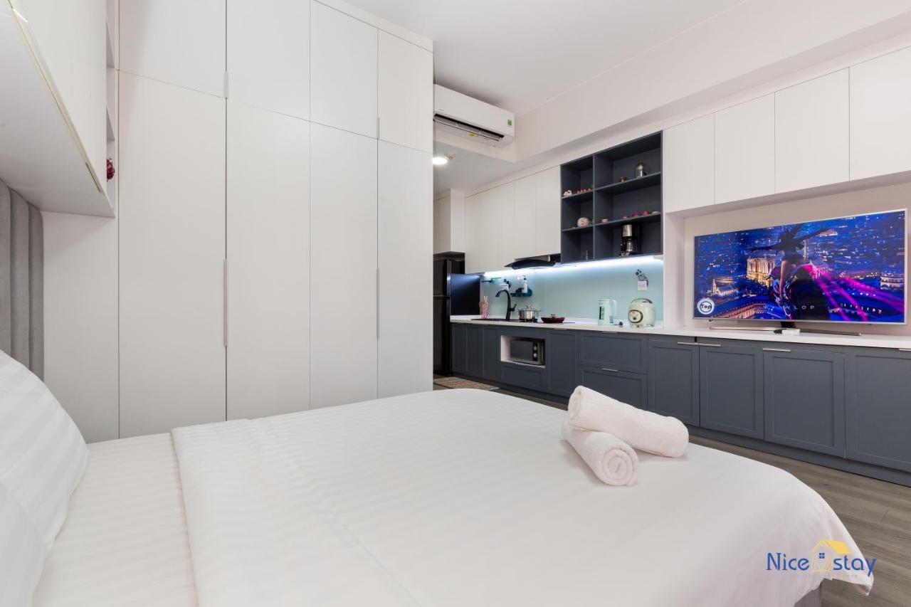 - Botanica Premier- Sg Airport * TP. Hồ Chí Minh